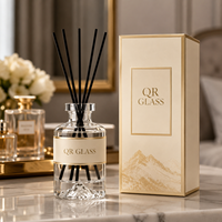 Diffuseur en verre simple avec logo personnalisé, 250 ml, blanc, avec bâtonnets noirs, pour usage domestique, écologique