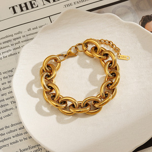 Pulsera de Acero Inoxidable con Cadena Chapada en Oro de 18k, Diseño Geométrico, Joyería Unisex - Product Image 4