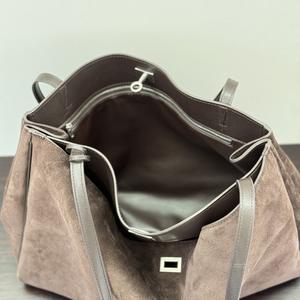 กระเป๋าถือสำหรับผู้หญิง กระเป๋าสะพายข้างหนังกลับสุดหรู พรีเมียม สไตล์เรโทร แฟชั่น ความจุเยอะ กระเป๋าสะพายไหล่ผู้หญิง - Product Image 4