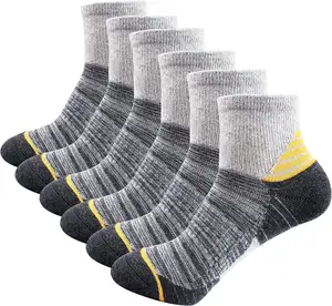 2024 vente hommes chaussettes été confortable Polyester respirant court cheville décontracté tricoté chaussettes