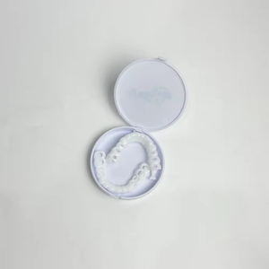 Recién llegado, venta al por mayor, <span class=keywords><strong>precio</strong></span> barato, herramienta de belleza, dientes postizos de 2 pares de chapa de dientes superiores e inferiores para una sonrisa segura y perfecta - Product Image 4