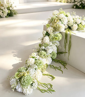 Composition florale artificielle de fleurs d'hortensia et d'orchidée, thème blanc et vert, pour la décoration latérale de table d'événements et de mariages