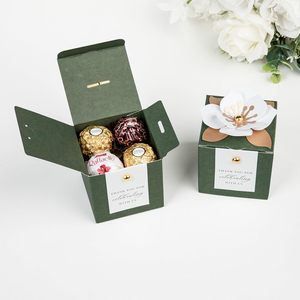 Cajas para Dulces y Recuerdos 3 en 1, Decoración Floral Verde Oliva, Laminación Mate, Forro de Esponja, Etiquetas de Agradecimiento Blancas Reciclables para Bodas y Fiestas - Product Image 2