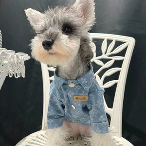 Veste en jean de luxe personnalisée avec monogramme pour chien, vêtements pour animaux de compagnie confortables et élégants pour chiens et chats de petite, moyenne et grande taille - Product Image 5