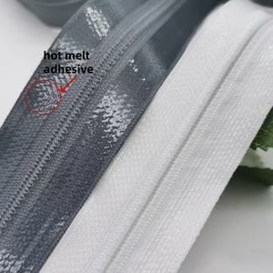 Système de volets roulants suspendu avec <span class=keywords><strong>fermeture</strong></span> <span class=keywords><strong>éclair</strong></span> en plastique pour l'extérieur écologique Zip Track Patio Zipper - Product Image 5