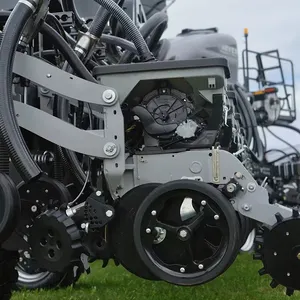 Rueda de prensa de sembradora de Agricultura de caucho natural de 2024x3,5 pulgadas de ancho ahuecada de gran venta 12,5 para el mercado de EE. UU.