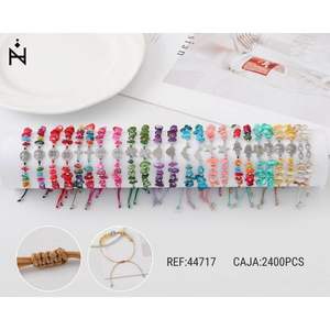 Braccialetti con Perline Z Fashion, Colorati e Regolabili, 2400 Pezzi per Scatola - Product Image 1