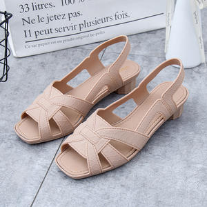 2024 été en plein air femmes sandales <span class=keywords><strong>nouvelle</strong></span> mode <span class=keywords><strong>couleur</strong></span> unie talon bas décontracté chaussures pour femmes creux plat plage sandales - Product Image 3