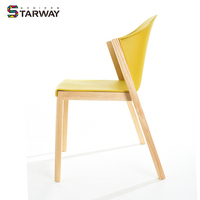 Chaise de salle à manger en plastique Pp polypropylène moderne avec pieds en bois DC-S137A, vente en gros