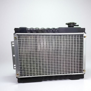 Radiateur universel motorisé en aluminium durable à haute efficacité pour tricycle, cyclomoteur, VTT et micro-voiture - Product Image 1