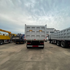 <span class=keywords><strong>Camion</strong></span> <span class=keywords><strong>benne</strong></span> basculante SHACMAN F3000 8X4 robuste 371HP 12 roues pour le transport de sable, gravier, exploitation minière et projets de construction - Product Image 5