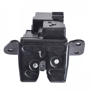 Cerradura de Puerta Trasera para Kia Sorento 812301H000, Mecanismo de Liberación de la Cubierta del Compartimento de Equipaje, Operado por Motor, Color Negro, Pieza Nueva - Product Image 1