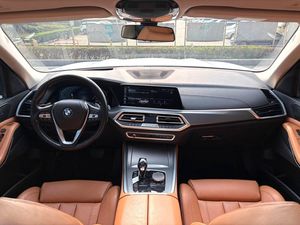 BMW X5 3.0T Turbo SUV 2020, Automático, Volante a la Izquierda, Vehículo Usado para Exportación, Asientos de Cuero, Interior Oscuro, Portaequipajes Metálico - Product Image 4