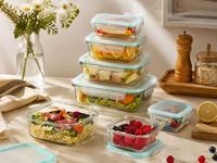 Ensemble de contenants alimentaires en verre hermétiques et étanches modernes avec couvercles en plastique, portables et résistants à l'eau, pour une utilisation en cuisine, en stock