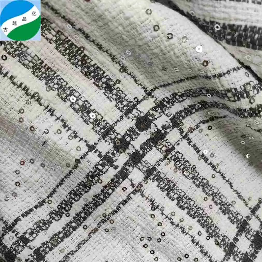Fertigwaren Fabrik Großhandel verkaufen gut Modedesigns von ausgefallenen Flitter stickerei Stock Stoff für Kleidungs stücke