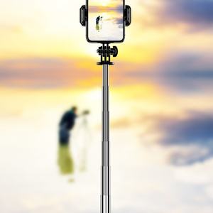 Soporte de Teléfono con Trípode Telescópico con Control Remoto Inalámbrico y Soporte de Trípode, Palo para Selfies - Product Image 6