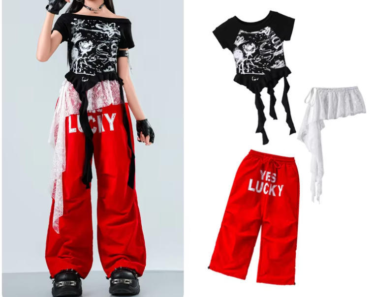 Ensemble rouge