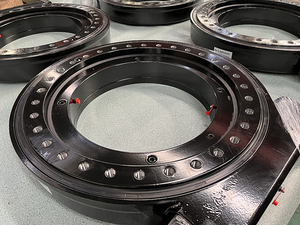 WEA12 <b>Worm</b> Drive Slewing Gear Slewing Drive With Enclosed Housing - Product Image 4