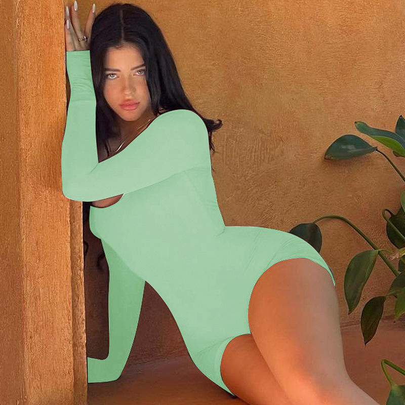 สีเขียว