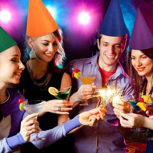 Doğum günü kostüm aksesuarı parti iyilik keçe Gnome şapkalar cüce şapkalar noel için koni Elf şapkalar keçe