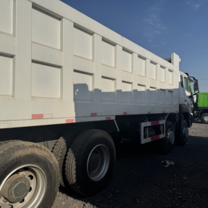 Новый самосвал Sinotruk HOWO 371, тяжелый самосвал 8x4, 12 колес, дизель Евро-2, праворульный, с U-образным кузовом, карьерный самосвал, 30 тонн, леворульный, Weichai - Product Image 5