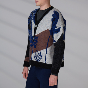 Veste en tricot personnalisée pour homme, col en V, motif jacquard, cardigan en laine d'hiver, pull en mohair avec boutons - Product Image 4