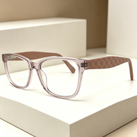 Gafas de Sol Beige Translúcidas para Mujer, Monturas Gruesas de Alta Calidad con Decoración de Diamantes de Lujo