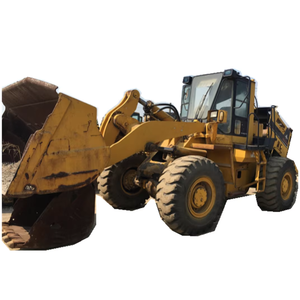 Chargeuse frontale Komatsu WA350 d'occasion fiable, modèle 2020, moteur CAT, capacité de charge nominale de 15 tonnes, direction flexible pour la manutention des matériaux - Product Image 1