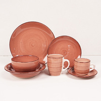 OEM ODM Service de vaisselle moderne en grès de 16 et 20 pièces à motifs exquis Ensemble d'assiettes et de bols en céramique blanche pour la cuisine et la décoration de mariage