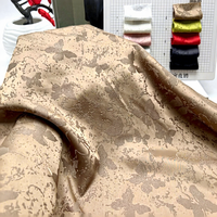Tissu satiné jacquard papillon en polyester et élasthanne à motif tonal pour robes, kimonos, peignoirs et accessoires faits main