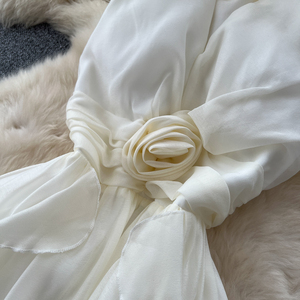 2025 éthéré français Floral Maxi <span class=keywords><strong>robe</strong></span> femmes 3D Bloom licou <span class=keywords><strong>robe</strong></span> avec Corset taille dos ouvert pour les mariages <span class=keywords><strong>de</strong></span> <span class=keywords><strong>plage</strong></span> - Product Image 3
