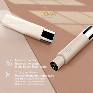 Herramienta compacta todo en uno para el cuidado facial, tamaño mini con un rendimiento potente para una piel radiante y de aspecto saludable. - Product Image 2