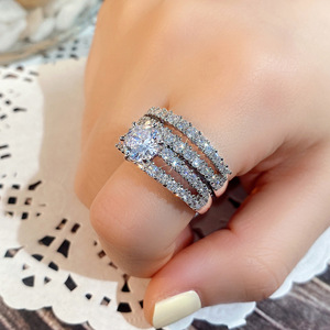Ensemble de deux bagues creuses à double couche pour femmes, bijoux de mariage - Product Image 2