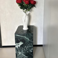 Table de plinthe rectangulaire en marbre Verde Alpi sur mesure pour l'aménagement intérieur de villas et la décoration des chambres d'hôtel