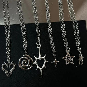 Collana con Ciondolo in Lega Gotica di Tendenza, Gioielli Punk alla Moda - Product Image 2