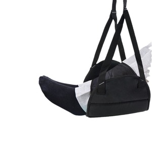 Hamac portable de style avion pour voyage, tapis de repos pour une seule jambe, noir, léger, design compact, pour utilisation en train ou en avion - Product Image 5