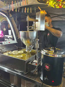 Profissional Gás Elétrico Manual Automático Loukoumades Aço Inoxidável Mochi Potty Loukma <span class=keywords><strong>Donut</strong></span> <span class=keywords><strong>Donut</strong></span> Ball <span class=keywords><strong>Maker</strong></span> - Product Image 4