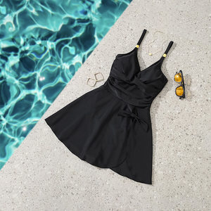 Maillot <span class=keywords><strong>de</strong></span> bain une pièce pour femme avec jupe torsadée à l'avant, bretelles réglables, coupe ajustée, col en V, pour la <span class=keywords><strong>plage</strong></span> et la piscine - Product Image 4