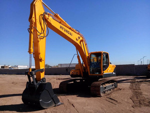 Pelle sur chenilles Hyundai 220LC-9S d'occasion avec peinture originale 22 tonnes et composants durables du moteur et de la boîte de vitesses - Product Image 2