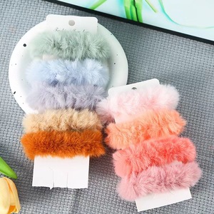 Coleteros de Felpa Suaves y Coloridos para Uso Diario - Product Image 4
