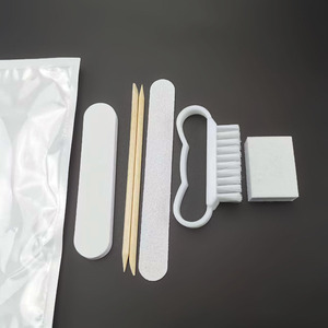 Kit de pédicure personnalisable avec mini-lime à ongles jetable rose et bleue, lime et polissoir en plastique avec logo personnalisé - Product Image 2