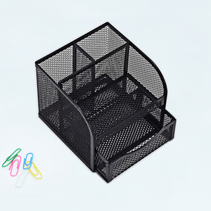 Porte-stylos en métal à quatre compartiments Pin Cai, boîte de rangement noire, organisateur de bureau pour les étudiants et le bureau - Product Image 3