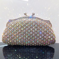 Pochette de soirée SOLING en cuir véritable faite à la main, motif diamant métallique ajouré, entièrement ornée de cristaux, sac de soirée transfrontalier