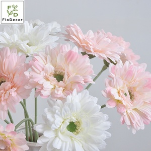 Flor Artificial de Crisantemo Gerbera Africana Blanca de Tallo Único de 43 CM al por Mayor para Decoración del Día de San Valentín y el Día de la Madre - Product Image 3