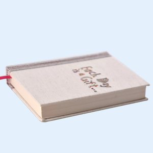 Carte de vœux <span class=keywords><strong>personnalisée</strong></span> en carton avec nom et logo sur mesure, <span class=keywords><strong>couverture</strong></span> gaufrée, pages vierges lignées pour l'école, le bureau, le journaling et les cadeaux - Product Image 5