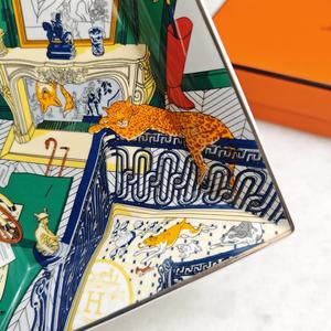 Cenicero de Porcelana Rectangular de Diseño Personalizado, Cenicero de Cerámica para Cigarros - Product Image 3