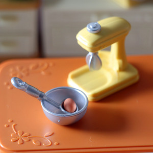 Juego de batidor de huevos de Metal en miniatura para casa de muñecas a escala 1/12, juguete educativo DIY, batidora de huevos con Mini cuenco, cuchara para muñecas OB 11 - Product Image 3