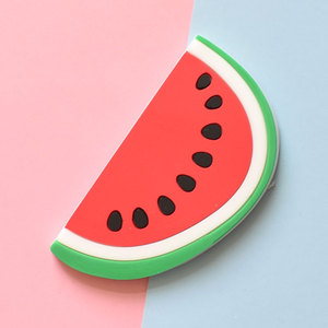 Aimant de réfrigérateur en résine à motif de fruits mignon, vente chaude directe d'usine, pour décoration intérieure DIY - Product Image 4