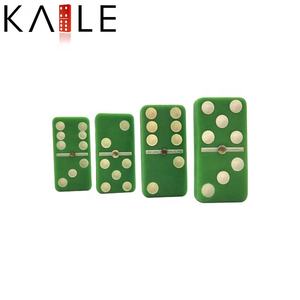 <span class=keywords><strong>En</strong></span> gros double 6 vert couleur domino blanc dot avec spinner pins avec <span class=keywords><strong>de</strong></span> luxe <span class=keywords><strong>en</strong></span> <span class=keywords><strong>bois</strong></span> boîte cas pour jouer à des jeux - Product Image 5