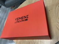 Boîte cadeau pliable en carton rigide magnétique de luxe avec logo noir personnalisé, boîte cadeau pour vêtements avec aimant